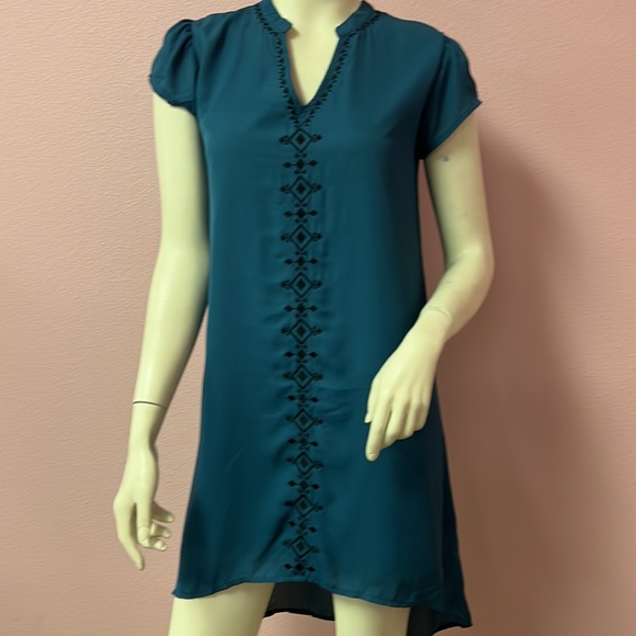 Angel + premium new dress - Picture 2 of 8